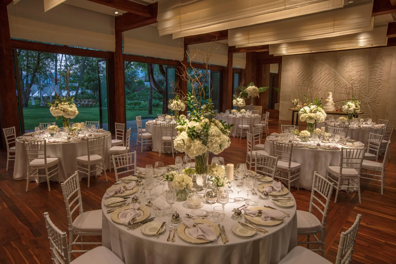 Exclusive Restaurants